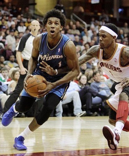 中场控稳 中场控稳