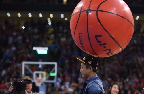 短短八秒完 短短八秒完